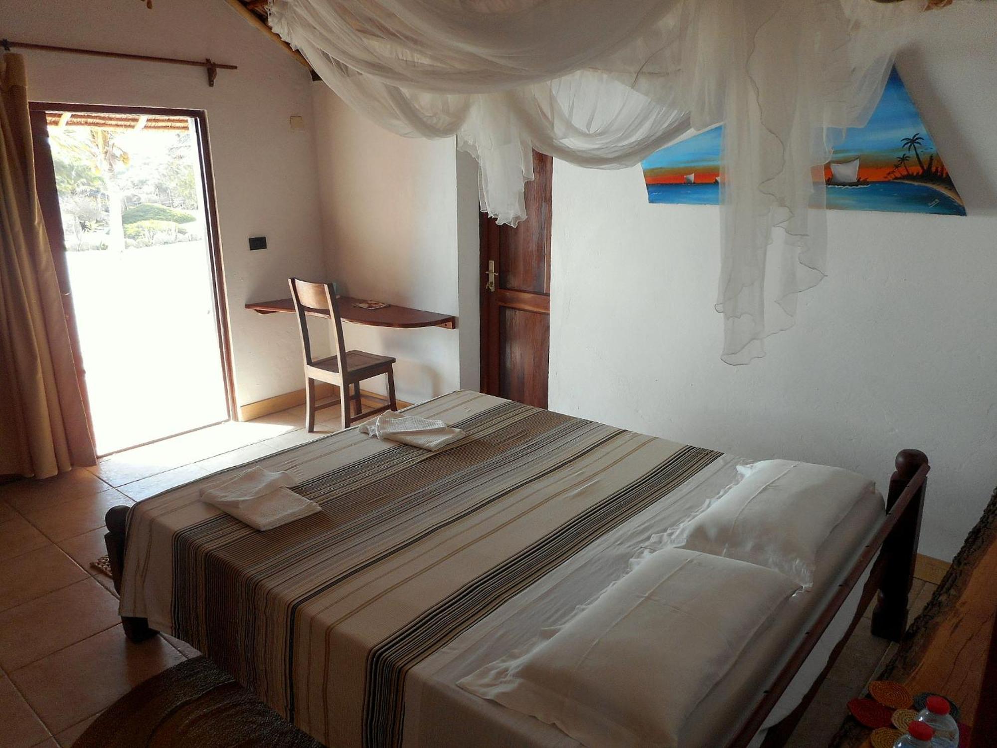 Laguna Blu - Resort Madagascar Andavadoaka Room photo